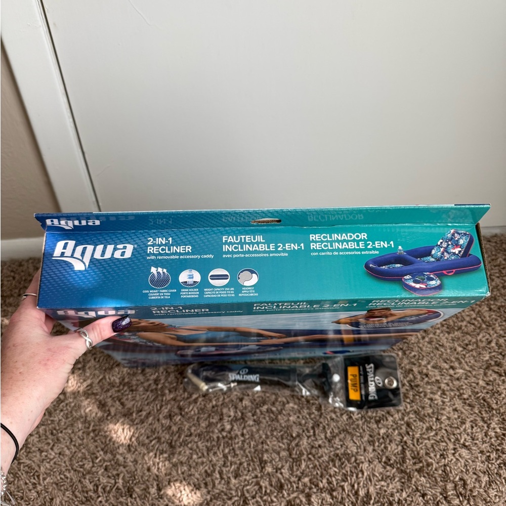 Aqua 2-in-1 Recliner Pool Float & Pump - Picture 2 of 3